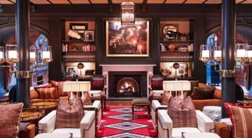 Hotel Jerome, An Auberge Resort