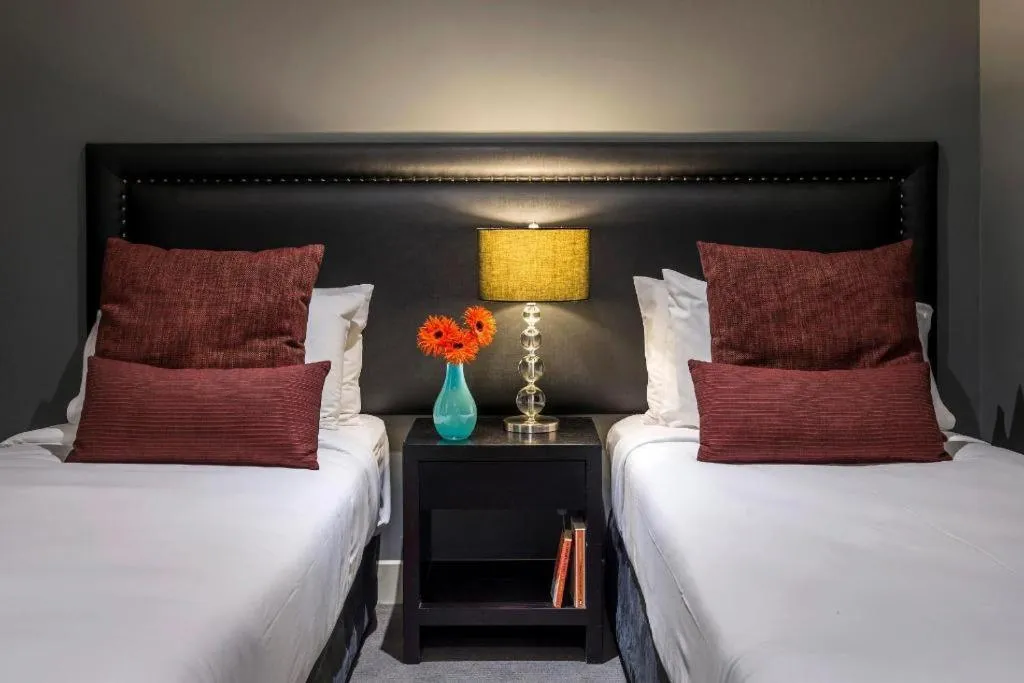 Bed in Oaks Queenstown Club Suites