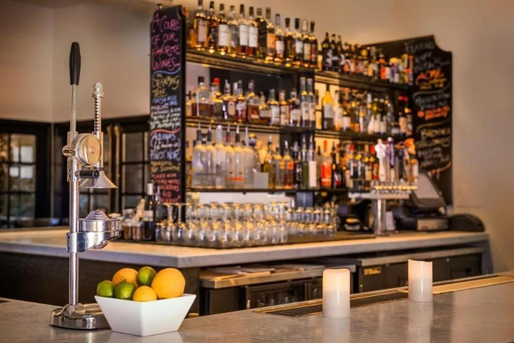 The Lafayette Hotel, Swim Club & Bungalows