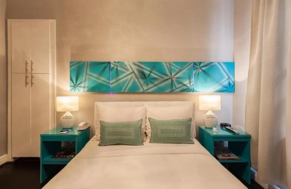 Bed in Odyssey of South Beach Apart Hotel
