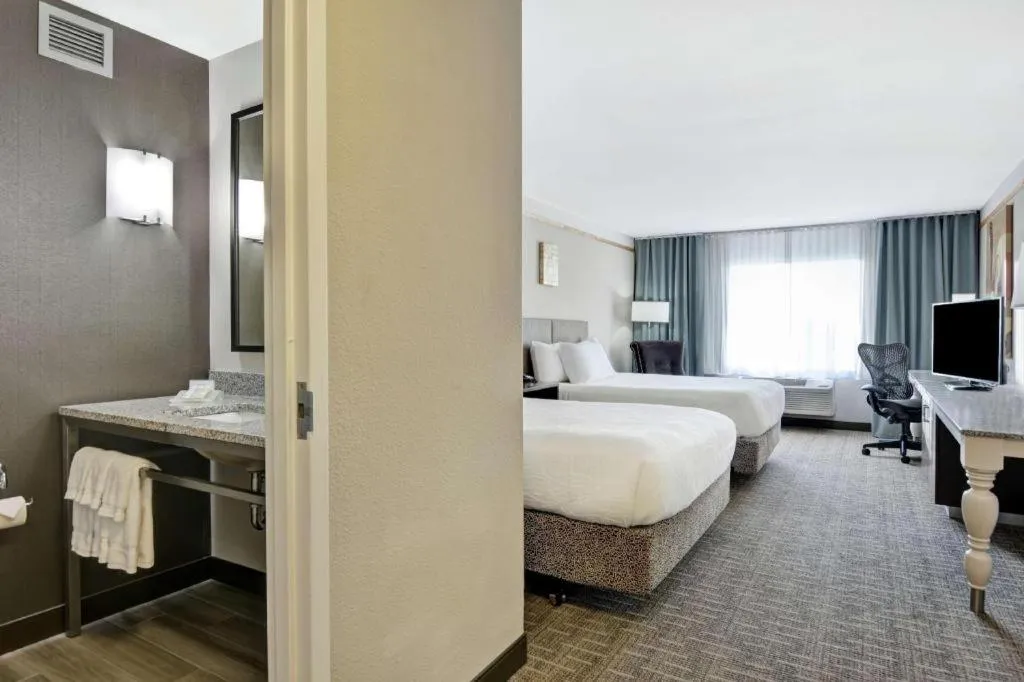 Bed in Hilton Garden Inn Oshkosh