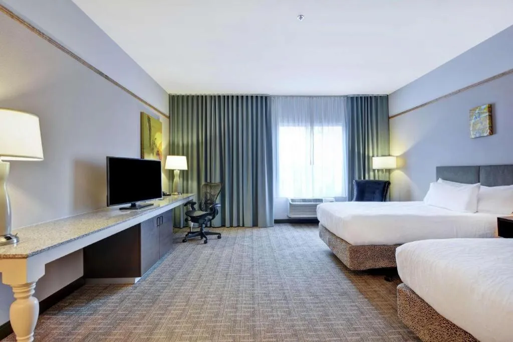 Bed in Hilton Garden Inn Oshkosh