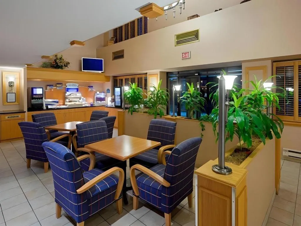 Holiday Inn Express Toronto East - Scarborough By IHG