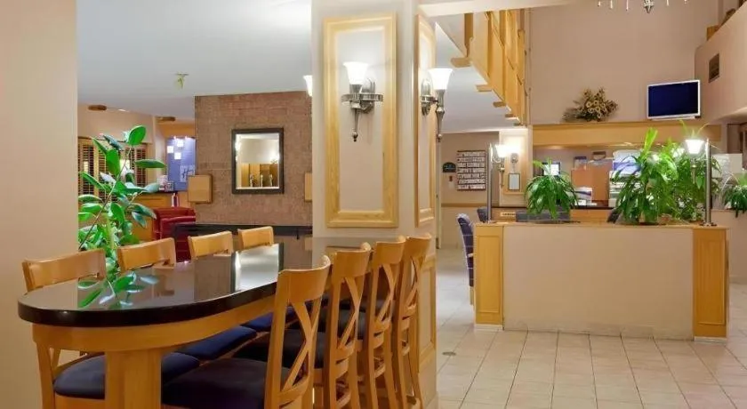 Holiday Inn Express Toronto East - Scarborough By IHG