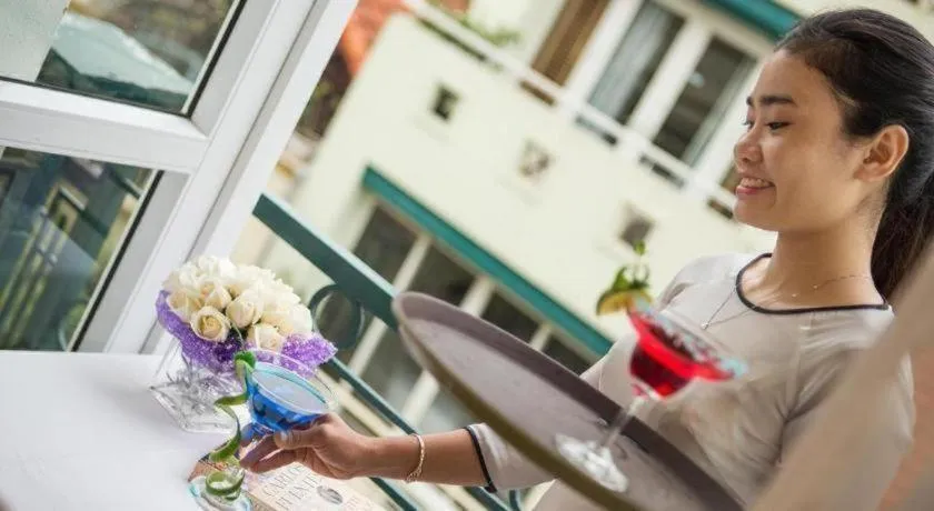 Hanoi Impressive Hotel