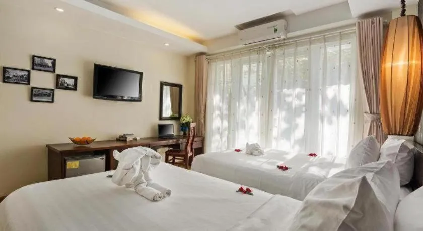 Bed in Hanoi Impressive Hotel