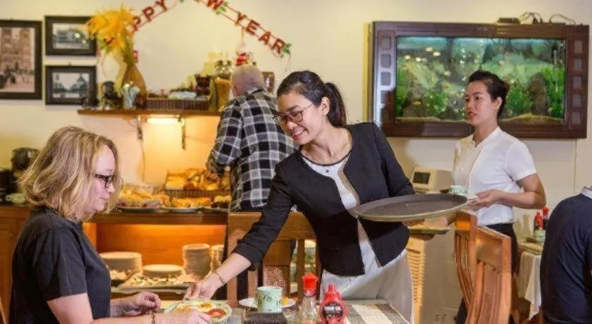 Hanoi Impressive Hotel