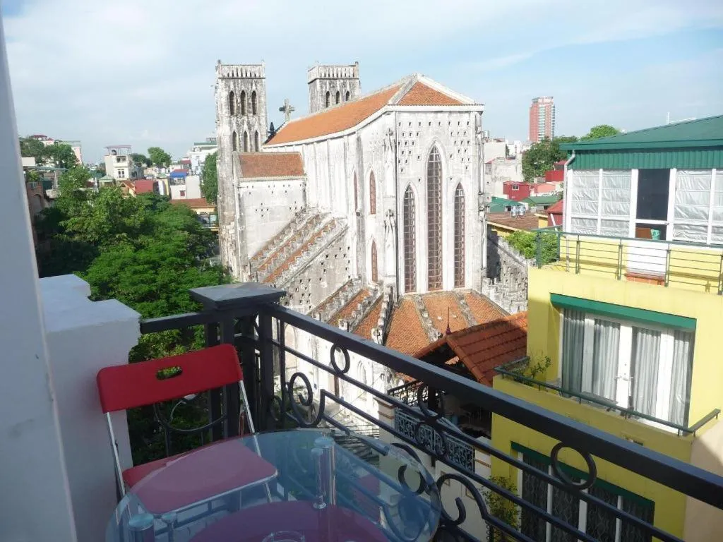 Hanoi Impressive Hotel