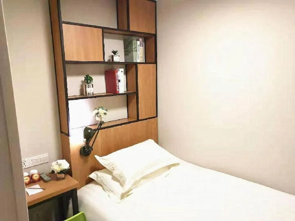 Bed in Jinjiang Inn Style Ningbo Railway Station