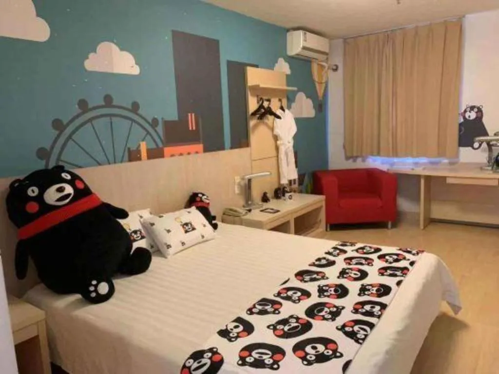 Bed in Jinjiang Inn Qingdao Hangzhou Rd.