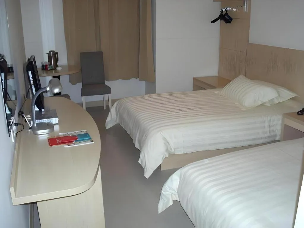 Bed in Jinjiang Inn Shanghai Songjiang University Town