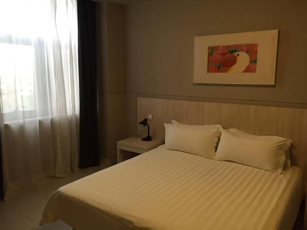 Bed in Jinjiang Inn Shanghai Songjiang University Town