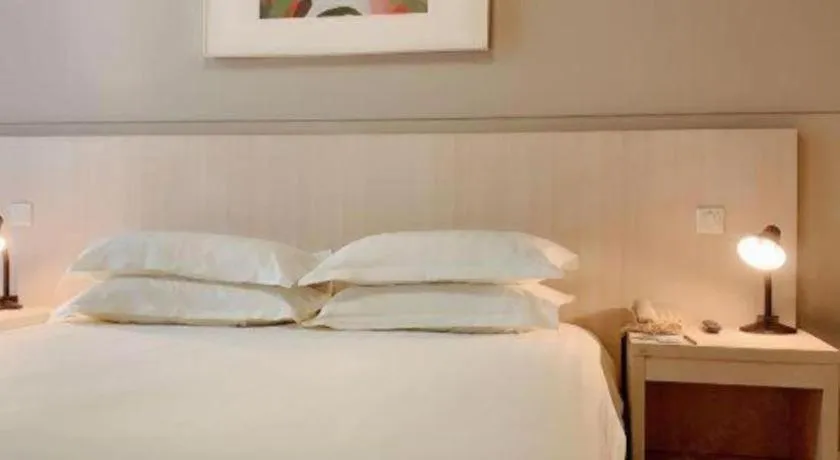 Bed in Jinjiang Inn Shanghai Songjiang University Town