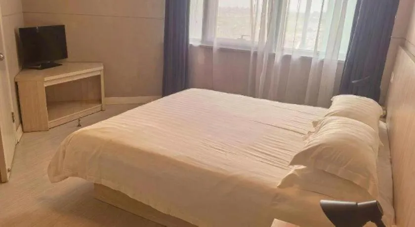 Bed in Jinjiang Inn Shanghai Songjiang University Town