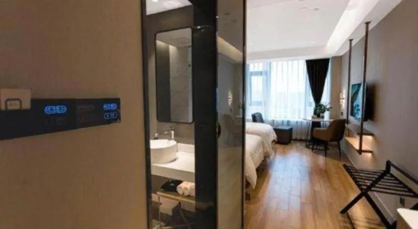 Bed in Jinjiang Inn Chengdu Kuanzhai Alley Jinxianqiao