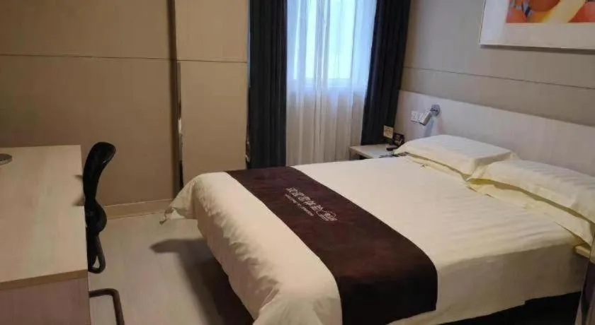 Bed in Jinjiang Inn Wuhan Hanjiang Road Metro Station Jiangtan Pedestrian Street