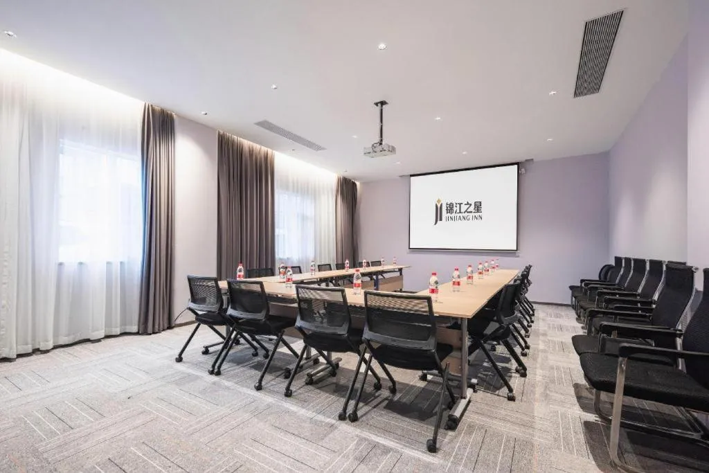 Jinjiang Inn Wuhan Hanjiang Road Metro Station Jiangtan Pedestrian Street