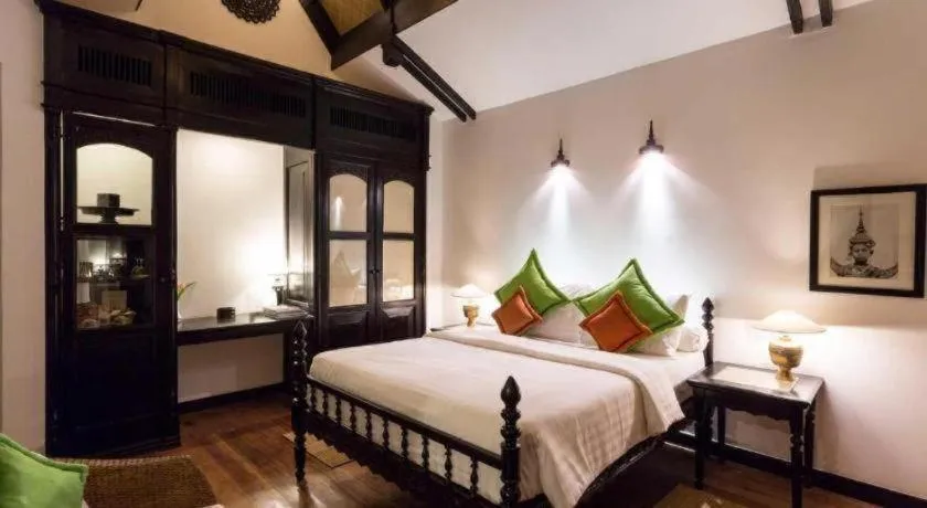 Bed in Angkor Village Resort & Spa