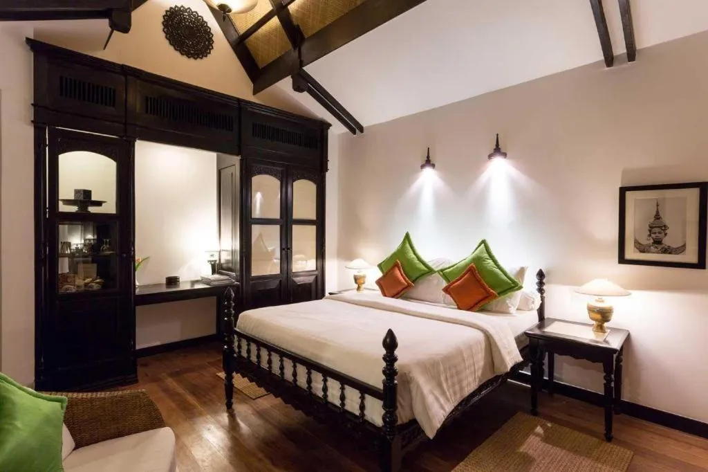 Bed in Angkor Village Resort & Spa