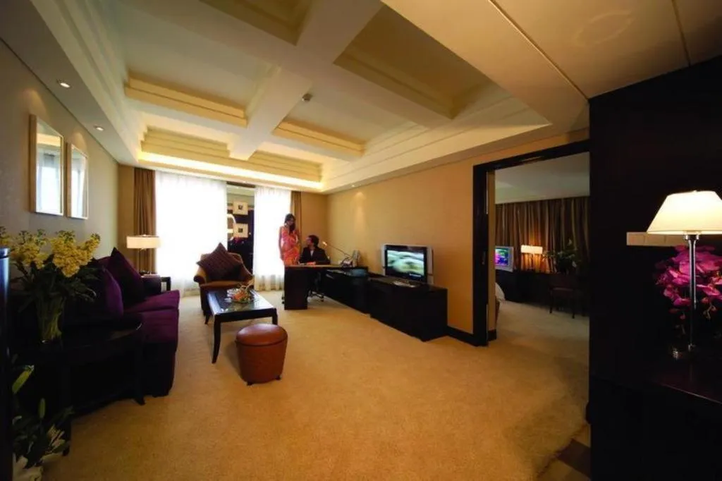 New Century Hangzhou Grand Hotel