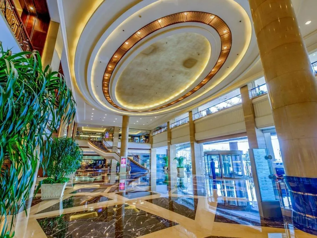 New Century Hangzhou Grand Hotel