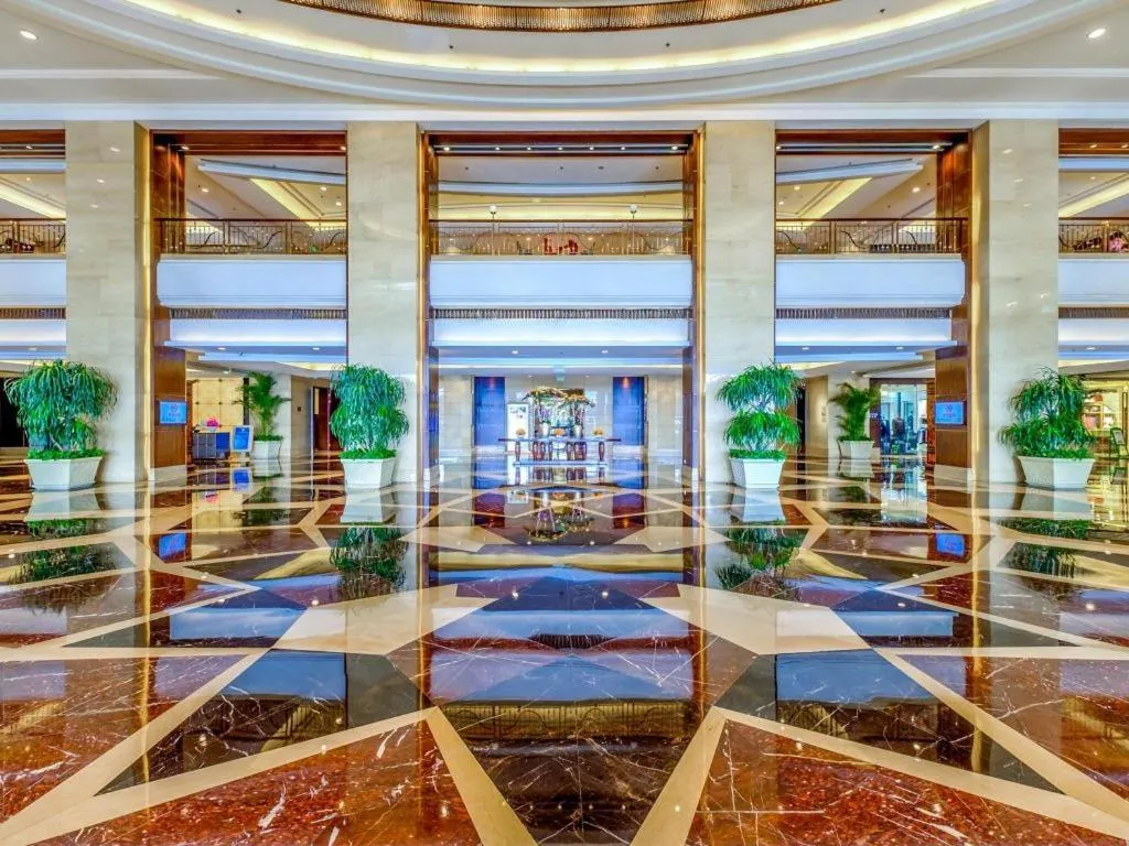 New Century Hangzhou Grand Hotel