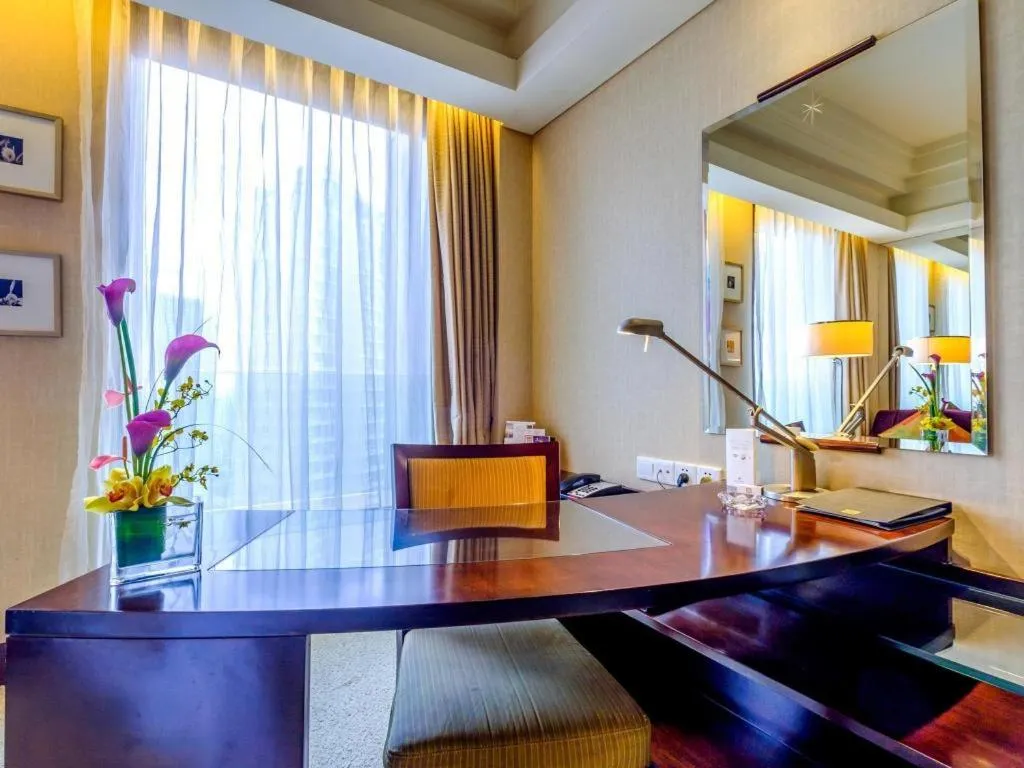 New Century Hangzhou Grand Hotel