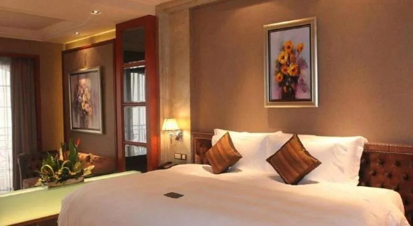 Bed in Chateau StarRiver Guangzhou Peninsula