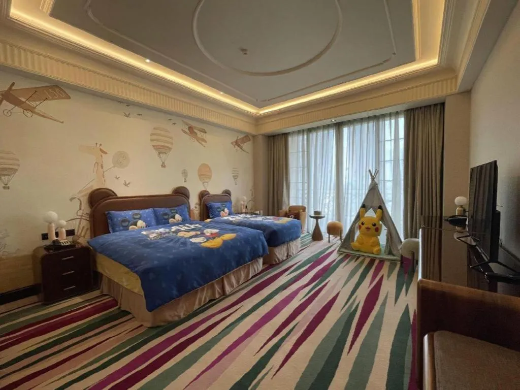 Bed in Chateau StarRiver Guangzhou Peninsula