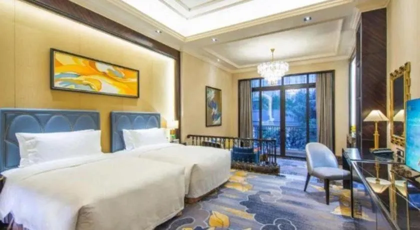 Bed in Chateau StarRiver Guangzhou Peninsula