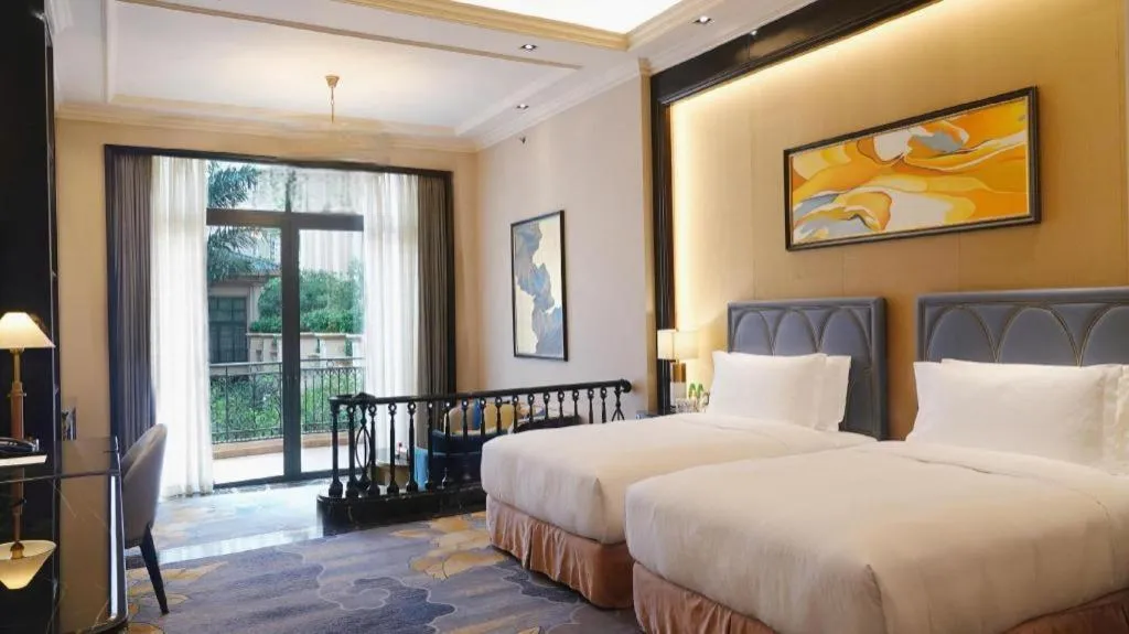 Bed in Chateau StarRiver Guangzhou Peninsula