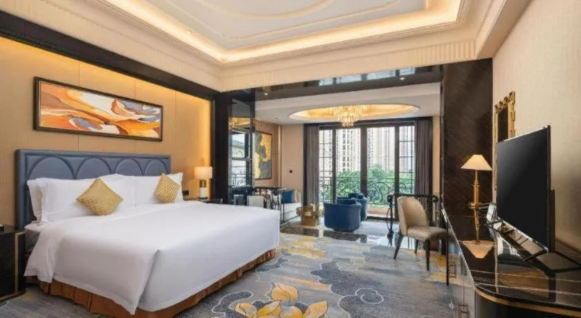 Bed in Chateau StarRiver Guangzhou Peninsula