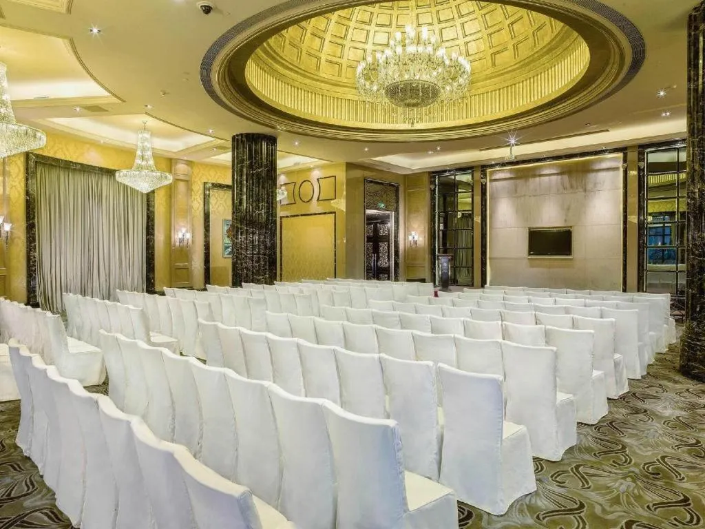 Chateau StarRiver Guangzhou Peninsula