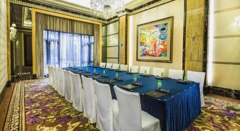 Chateau StarRiver Guangzhou Peninsula