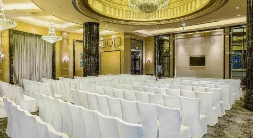 Chateau StarRiver Guangzhou Peninsula