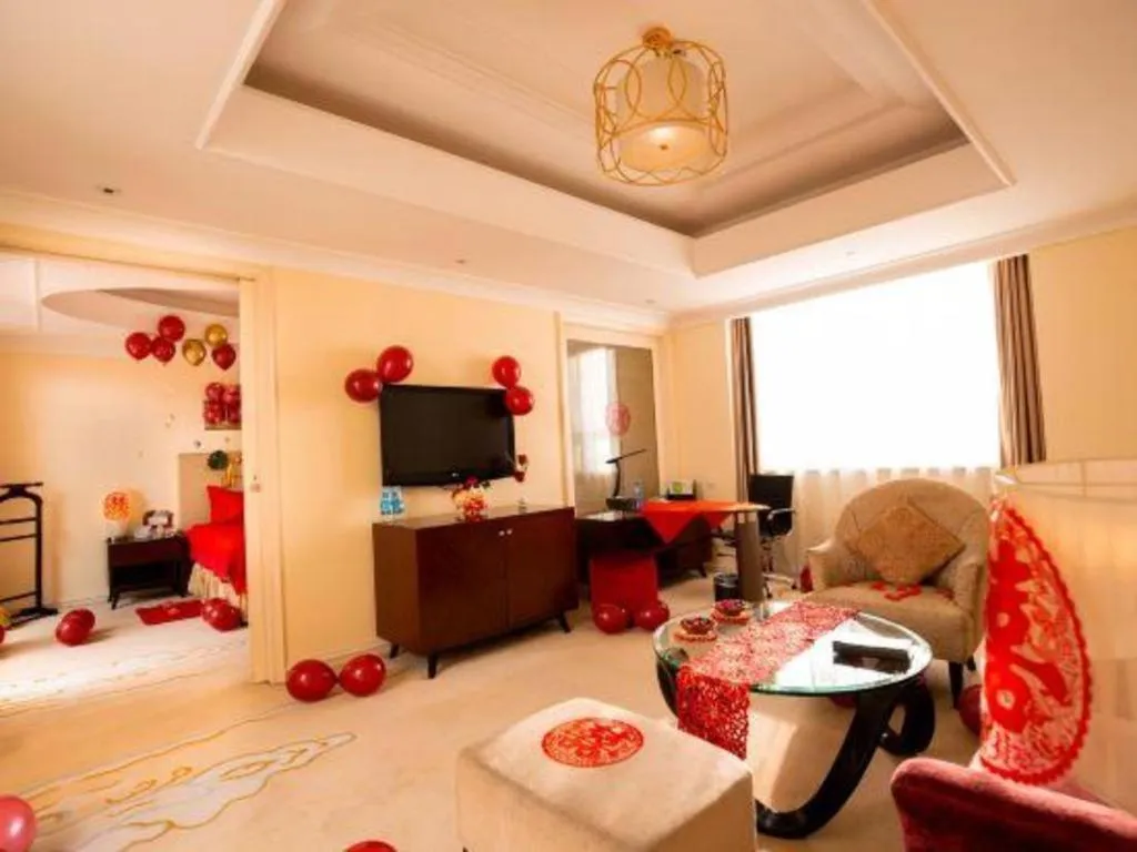 New Century Grand Changchun Hotel