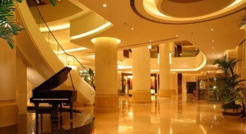 New Century Grand Changchun Hotel