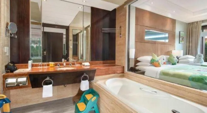 Bed in New Century Grand Hotel Xuzhou