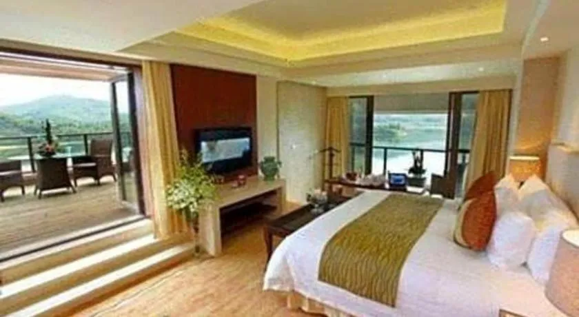 Bed in New Century Resort Jiulong Lake Ningbo
