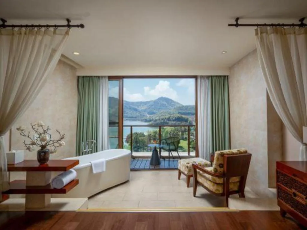 New Century Resort Jiulong Lake Ningbo