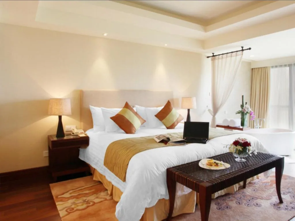 Bed in New Century Resort Jiulong Lake Ningbo