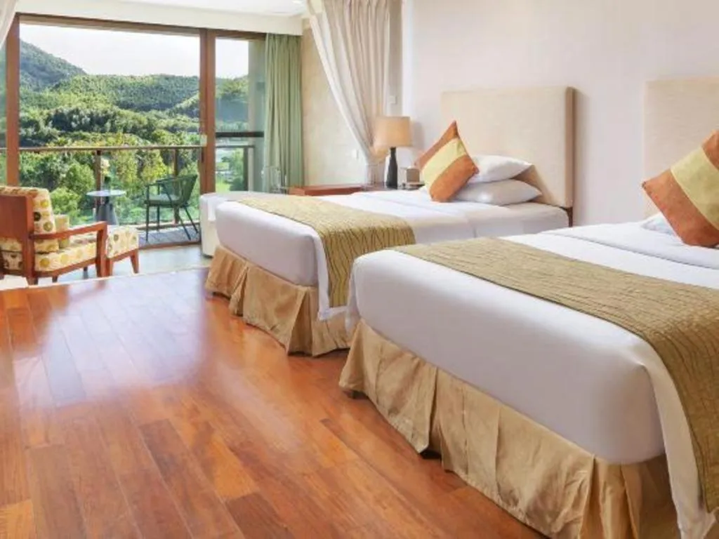 Bed in New Century Resort Jiulong Lake Ningbo