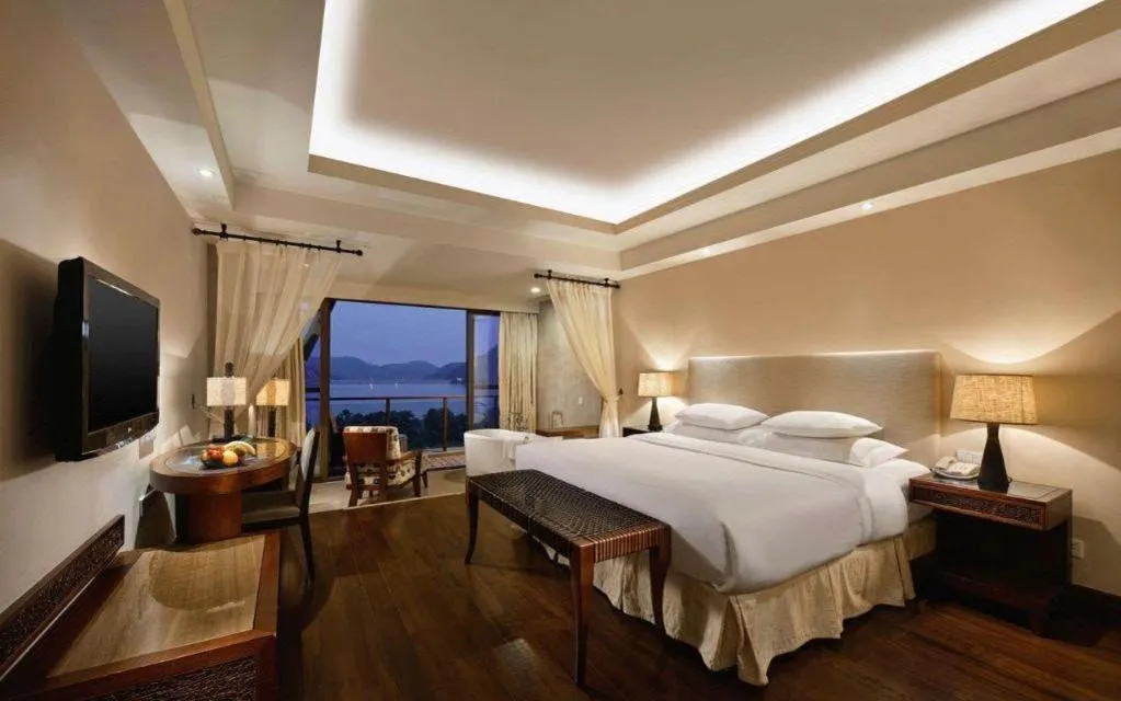 Bed in New Century Resort Jiulong Lake Ningbo