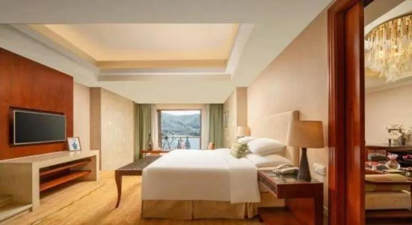 Bed in New Century Resort Jiulong Lake Ningbo