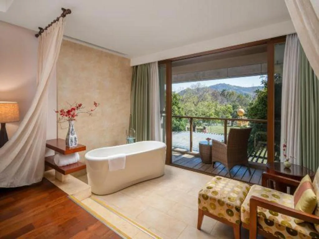 New Century Resort Jiulong Lake Ningbo