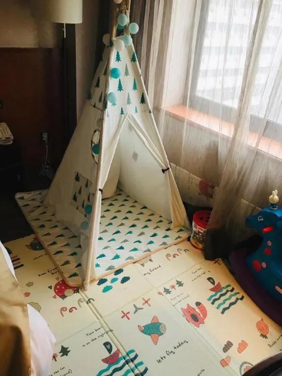 Bed in Xian Grand Noble Hotel