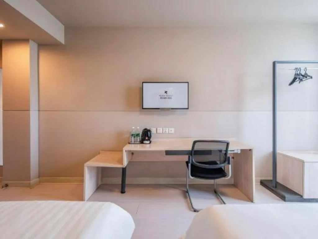 Bed in Jinjiang Inn Zhoushan Putuo Shenjiamen