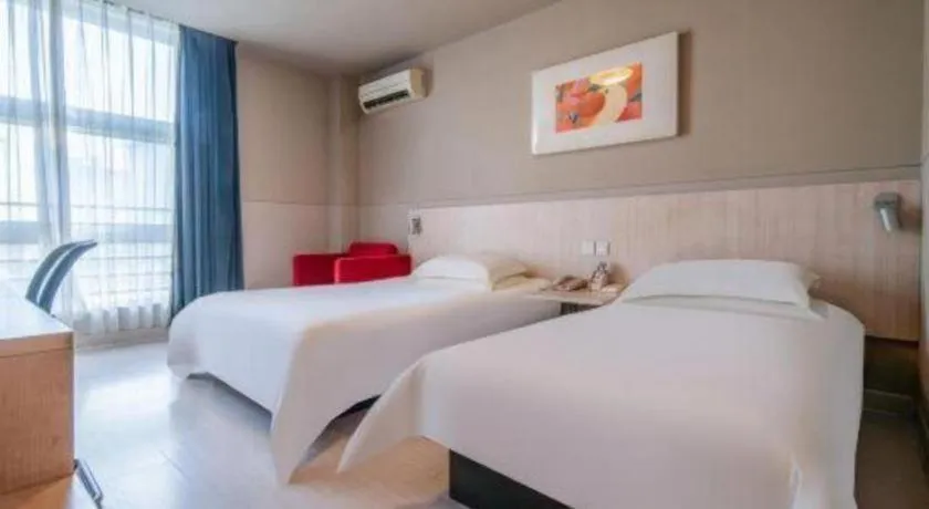 Bed in Jinjiang Inn Zhoushan Putuo Shenjiamen