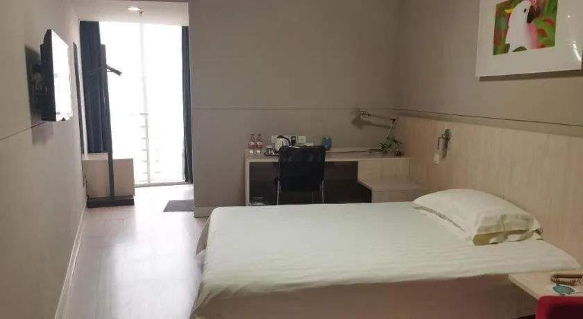 Bed in Jinjiang Inn Zhoushan Putuo Shenjiamen