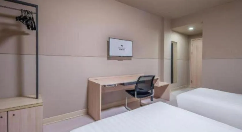 Bed in Jinjiang Inn Zhoushan Putuo Shenjiamen